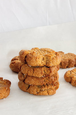 5-Ingredient Simple Peanut Butter Cookies